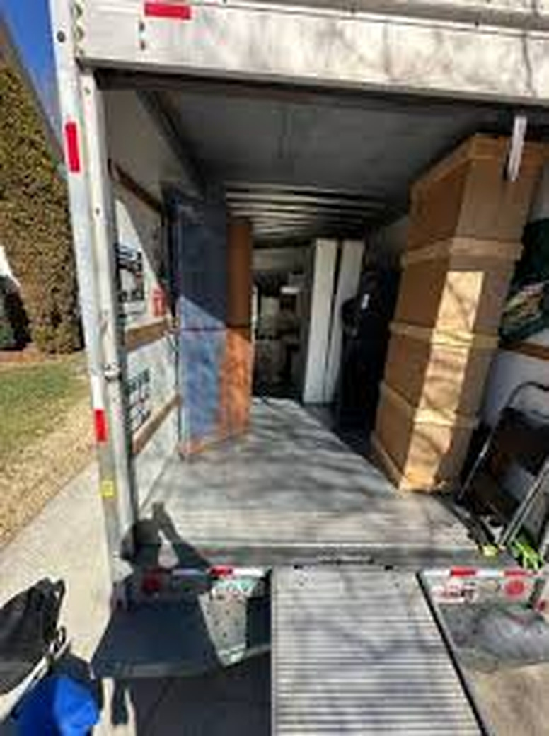 Bulky-item pickup — junk-removal job